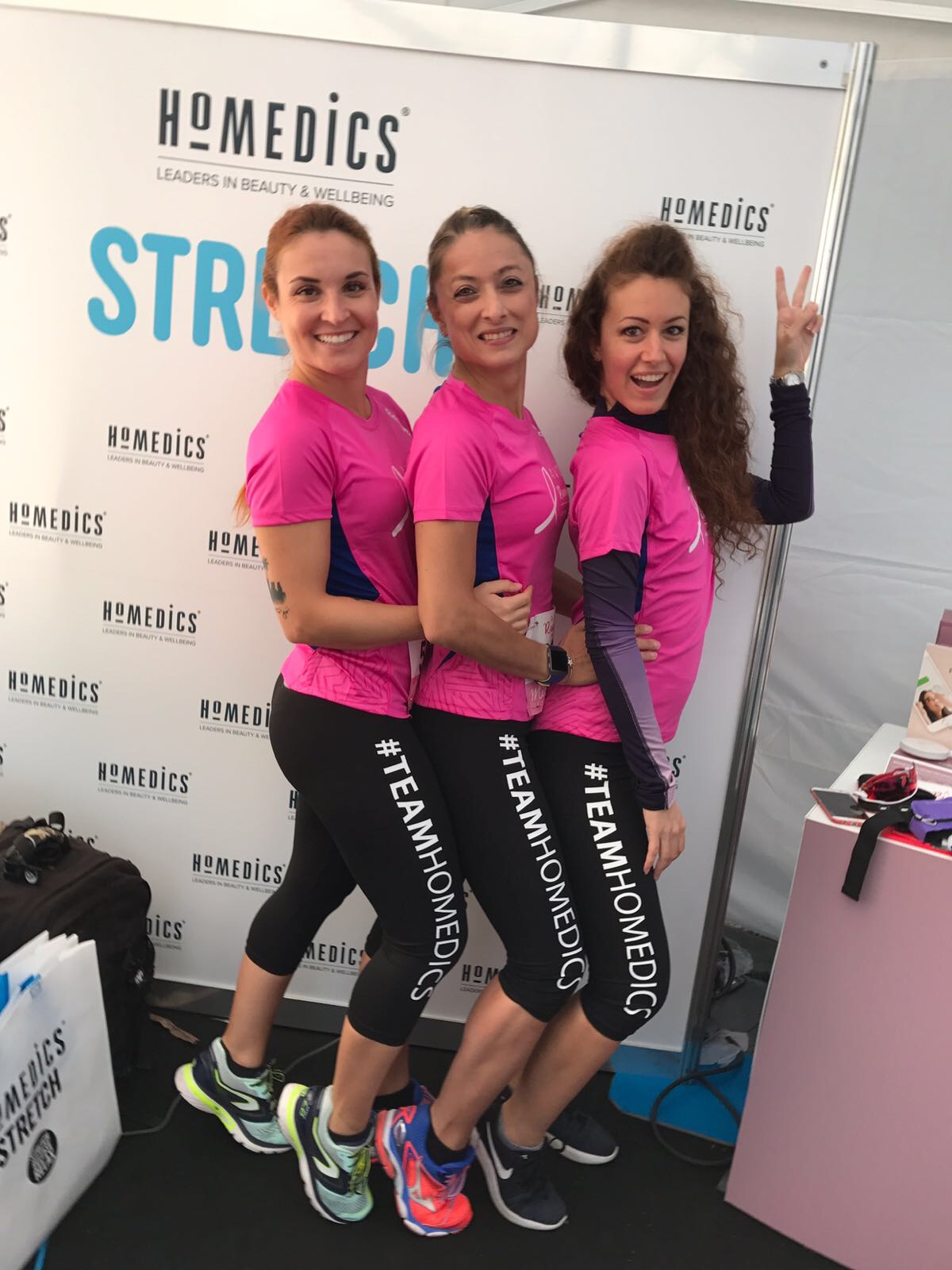 Avon Running, stand Running